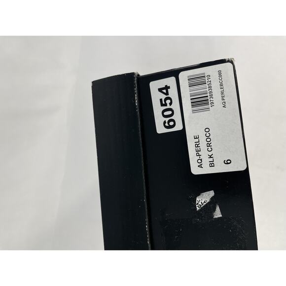 AQUA Perle Shoes Women's SZ 6 Black Croc Embossed Loafer Gold Chain Slip On - Picture 6 of 7